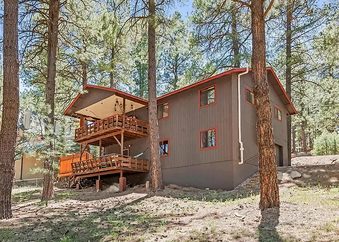 Holiday home Eternal Treehouse Hot Tub Outdoor Paradise Entertainment Scenic Pine Views